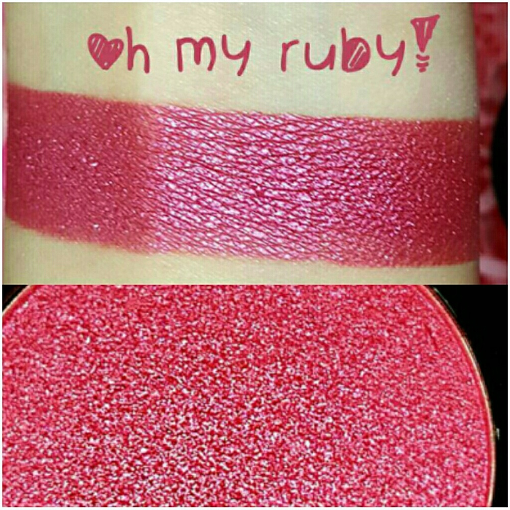 JCat Blinkle Shimmer Eyeshadow - Red - Picture 3 of 3